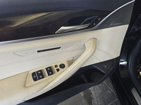 Used 2017 BMW 530i image 18