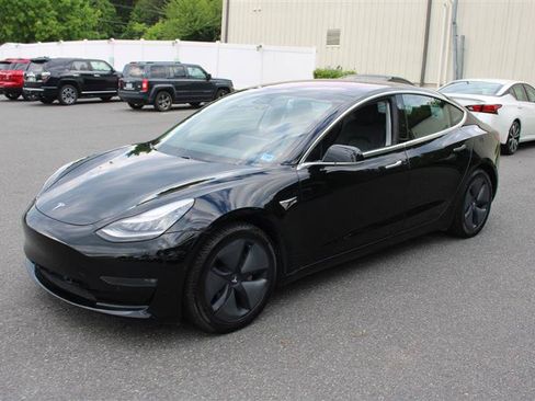Used 2018 Tesla Model 3 Long Range AWD/4WD image 3