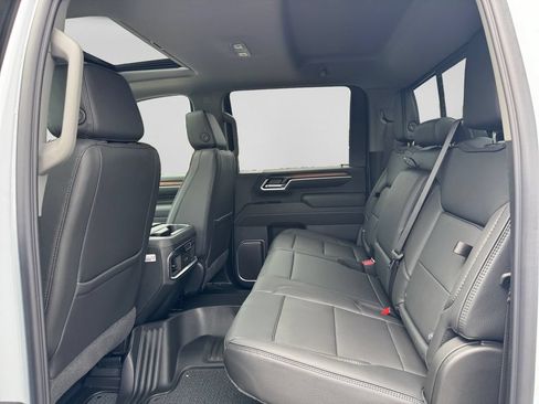 New 2026 GMC Sierra 3500 Denali w/ Denali Reserve Package AWD/4WD image 13