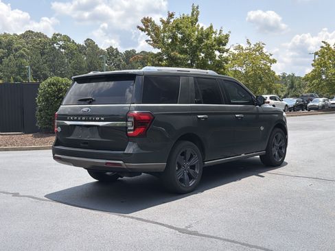 Used 2023 Ford Expedition King Ranch AWD/4WD image 3