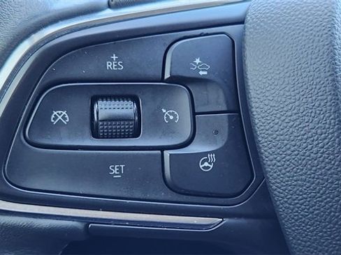 Used 2023 Buick Envision Avenir image 28