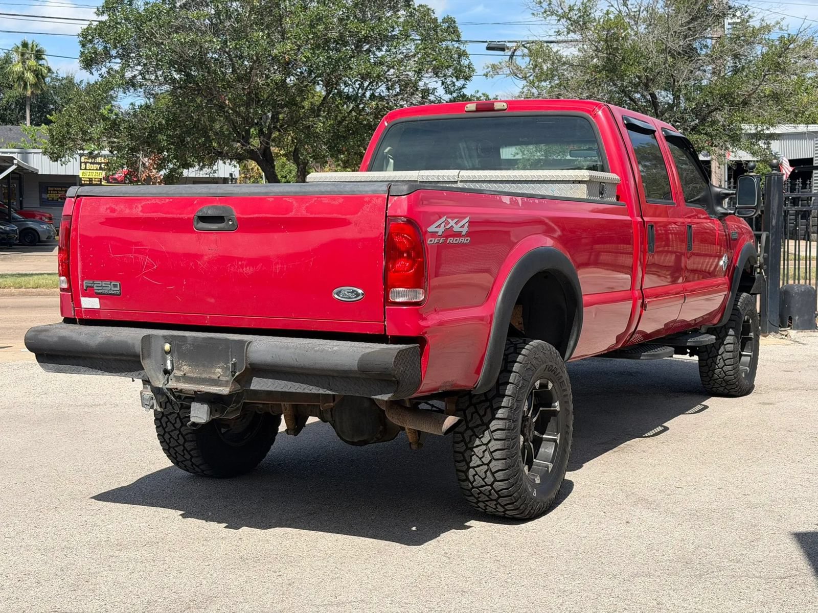 Used 2002 Ford F250 4x4 Crew Cab Super Duty image 4