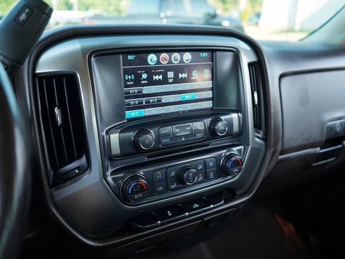 Used 2018 Chevrolet Silverado 1500 LT w/ All Star Edition RWD image 8