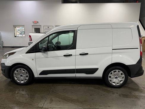 Used 2017 Ford Transit Connect XL image 12