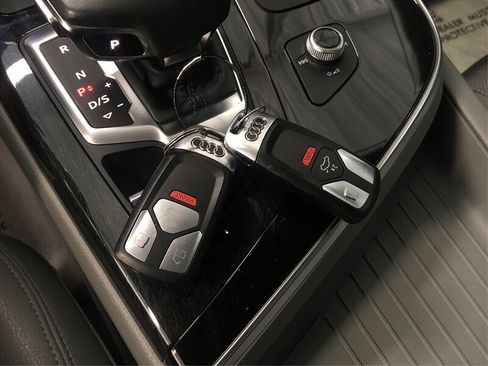 Used 2019 Audi Q7 3.0T Prestige image 26