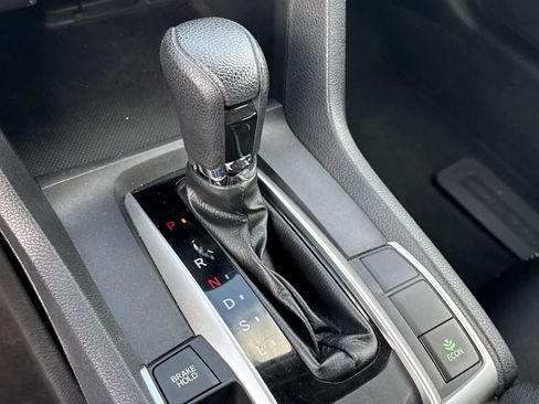 Used 2018 Honda Civic LX image 29