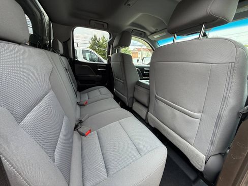 Used 2019 Chevrolet Silverado 1500 W/T w/ WT Convenience Package AWD/4WD image 9