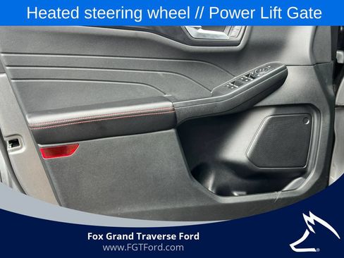 Certified 2025 Ford Escape ST-Line Select AWD/4WD image 13