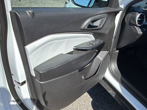 New 2026 Chevrolet Trax LT w/ Driver Confidence Package image 11