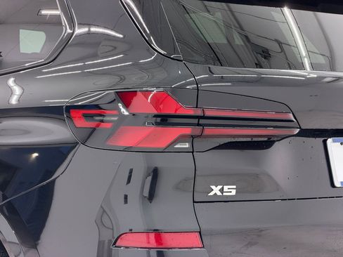 New 2026 BMW X5 M60i AWD/4WD image 13