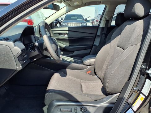 Used 2024 Honda Accord EX image 17