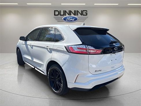 Used 2022 Ford Edge ST-Line image 2