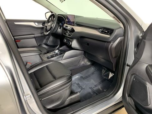 Used 2022 Ford Escape SEL image 37