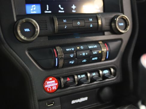 Used 2017 Ford Mustang Shelby GT350R w/ GT350R Equipment Group 920A RWD image 30