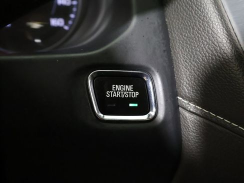 Used 2023 GMC Acadia SLE w/ Driver Convenience Package image 46