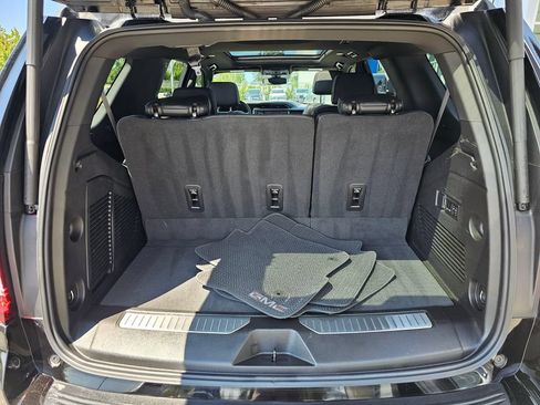 Used 2022 GMC Yukon Denali w/ Max Trailering Package AWD/4WD image 14