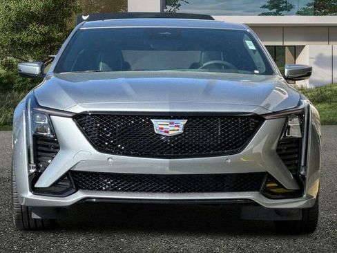 New 2026 Cadillac CT5 V image 9