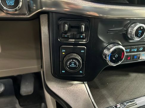 Certified 2024 Ford F150 Platinum w/ Equipment Group 703A Plus AWD/4WD image 22