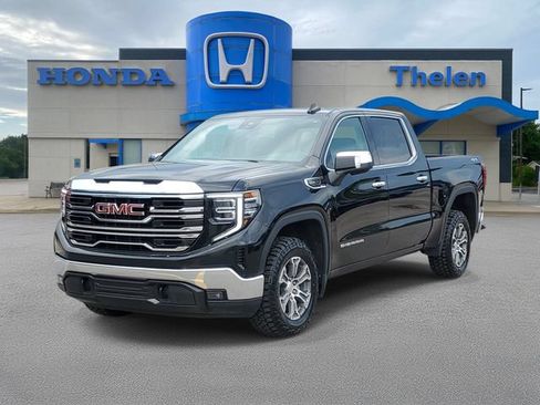 Used 2025 GMC Sierra 1500 SLT AWD/4WD image 2