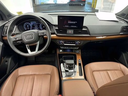 Certified 2023 Audi Q5 2.0T Premium Plus w/ Premium Plus Package AWD/4WD image 15