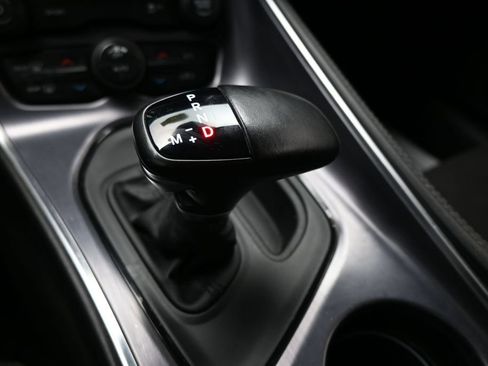 Used 2018 Dodge Challenger R/T RWD image 19