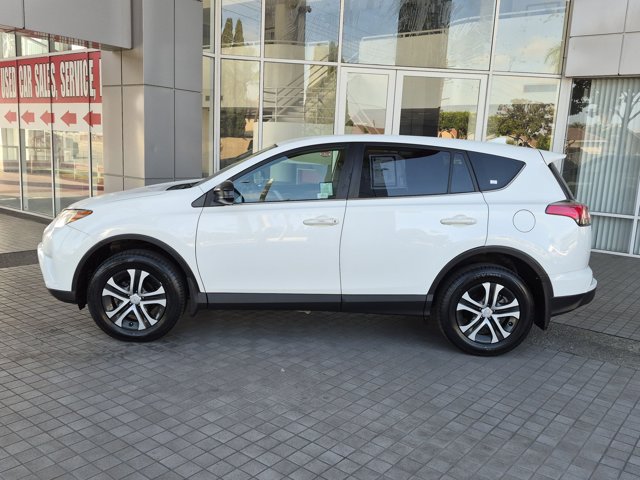 Used 2018 Toyota RAV4 LE w/ Carpet Mat Package FWD image 12