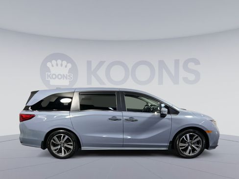 Used 2023 Honda Odyssey Touring image 12