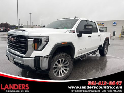 Used 2024 GMC Sierra 2500 Pro AWD/4WD image 1