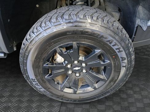 Used 2018 Chevrolet Colorado ZR2 w/ ZR2 Midnight Special Edition AWD/4WD image 23