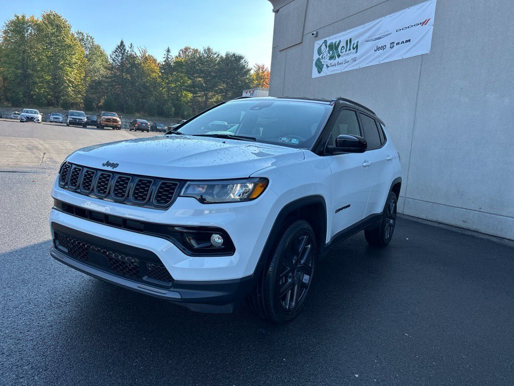 Used 2026 Jeep Compass Limited AWD/4WD image 1