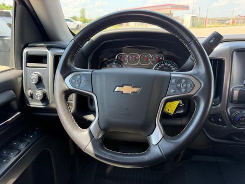 Used 2018 Chevrolet Silverado 1500 LT w/ All Star Edition AWD/4WD image 9