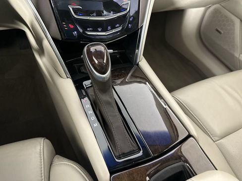 Used 2016 Cadillac XTS Luxury AWD/4WD image 19