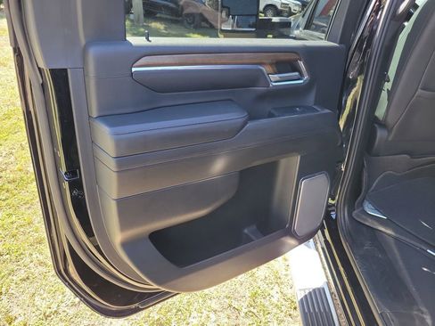 Used 2024 Chevrolet Silverado 3500 High Country AWD/4WD image 27