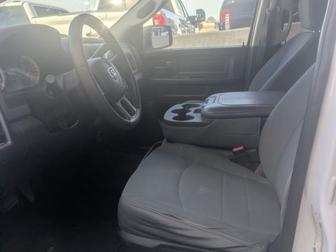 Used 2014 RAM 2500 Tradesman image 10