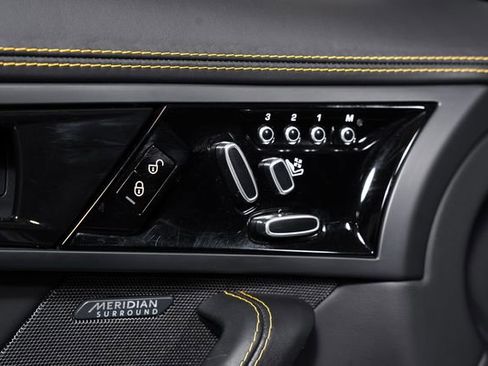 Used 2018 Jaguar F-TYPE 400 Sport AWD/4WD image 52