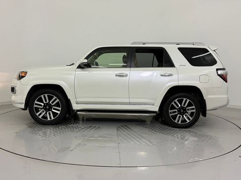 Used 2016 Toyota 4Runner Limited image 2