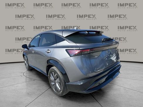 Used 2023 Nissan Ariya AWD image 3