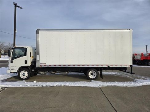 New 2025 Chevrolet Low Cab Forward 5500XG image 2