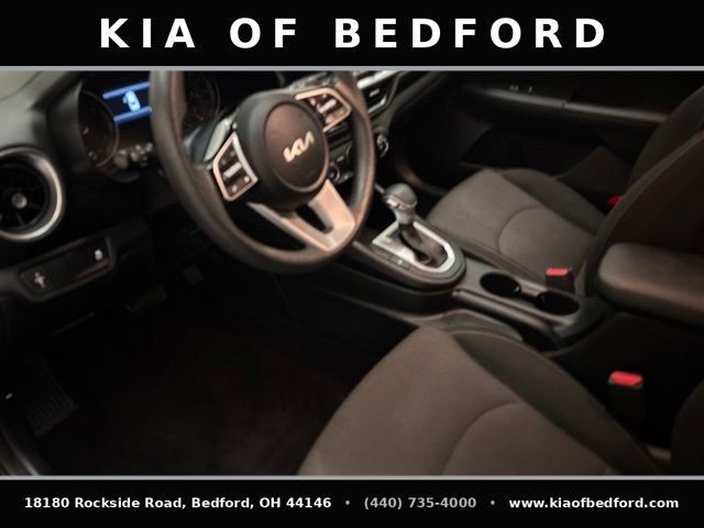 Certified 2022 Kia Forte LXS FWD image 13