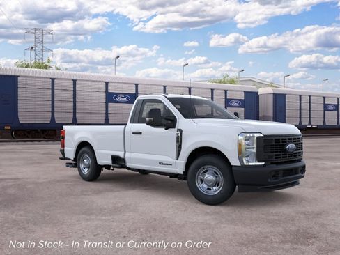 New 2026 Ford F250 XL w/ 360-Degree Camera Package RWD image 7