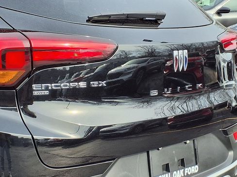 Used 2025 Buick Encore GX Preferred image 22