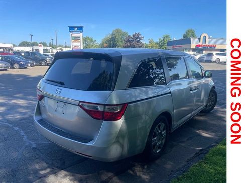 Used 2011 Honda Odyssey LX image 9