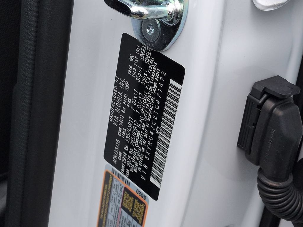 New 2026 Kia Sorento LX FWD image 35