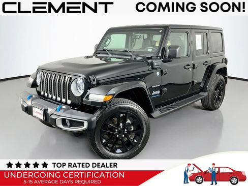 Used 2023 Jeep Wrangler Unlimited Sahara w/ Dual Top Group AWD/4WD image 1