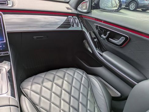 Used 2024 Mercedes-Benz S 580 4MATIC Sedan image 17