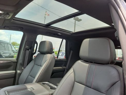 Used 2023 Chevrolet Tahoe RST w/ Luxury Package AWD/4WD image 7