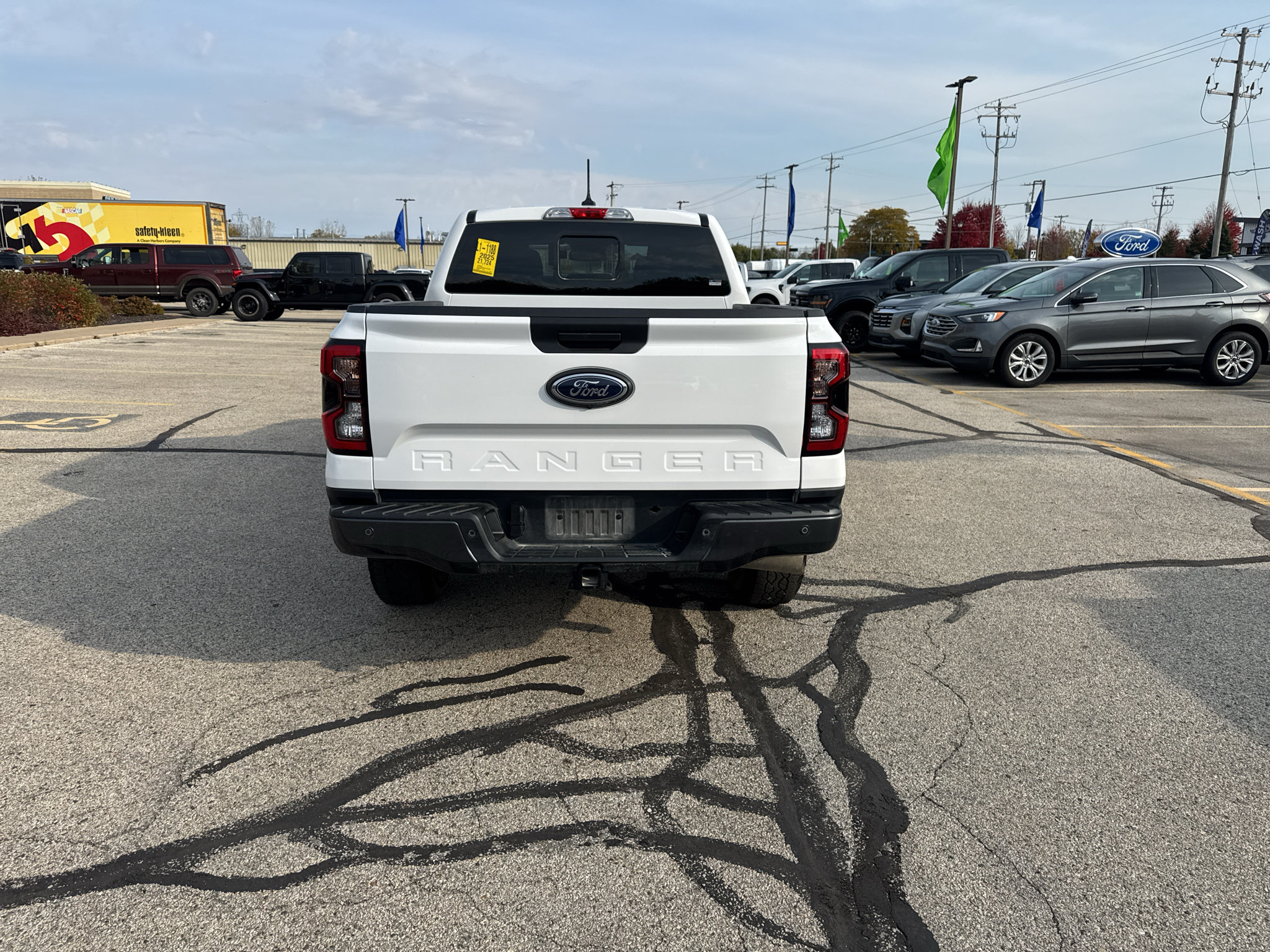 Used 2025 Ford Ranger XLT w/ FX4 Off-Road Package AWD/4WD image 7