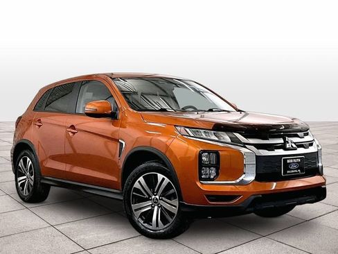 Used 2020 Mitsubishi Outlander Sport SE AWD/4WD image 2