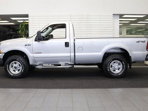 Used 2003 Ford F250 XLT image 4