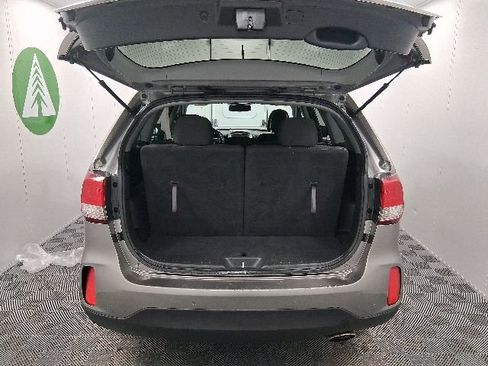 Used 2015 Kia Sorento LX AWD/4WD image 14